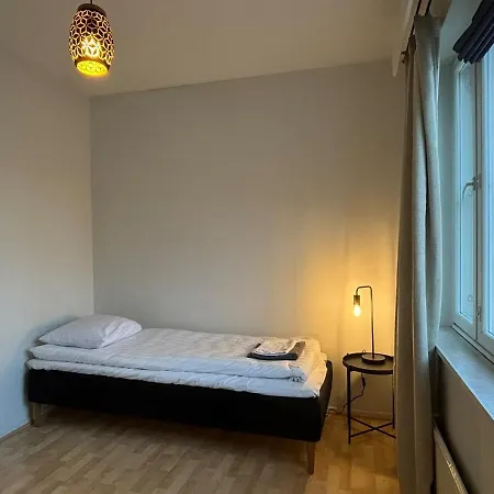 Kotimaailma-huoneisto Huippupaikalla Apartment