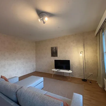 Apartment Kotimaailma-huoneisto Huippupaikalla *